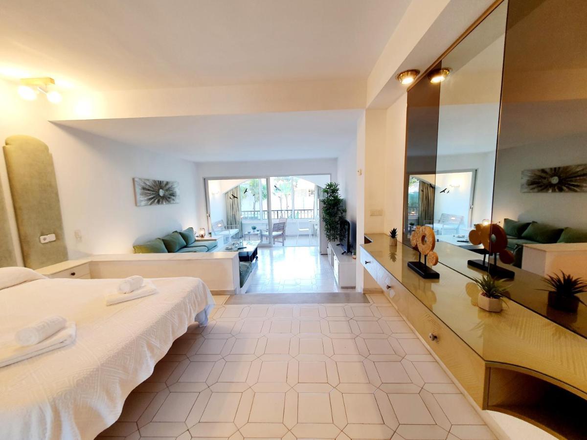 Miraflores Town Studio Sitio de Calahonda Exterior photo